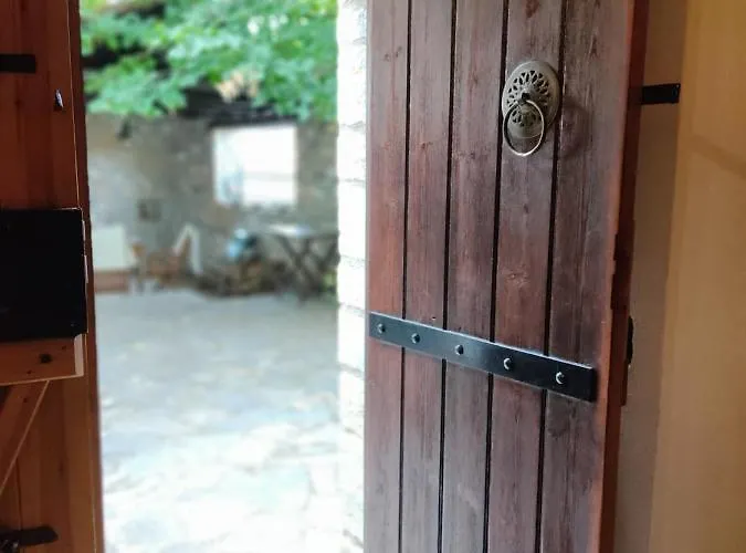 Aronia Stone House * Lafkos